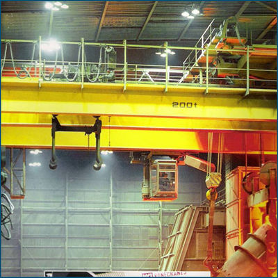 Tonne de moulage aérienne 150 Ton For Iron Works de la grue 100 de double poutre électrique de sécurité