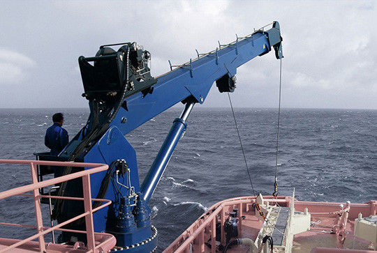 1 - grue électrique de plate-forme de yacht de 30T Marine Knuckle Boom Crane Q235B