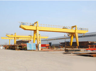 100 tonnes 200 tonnes grande grue à double poutre pour la forme en U extérieure 3,5 m/min